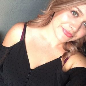 Meet your Posher, Madeline